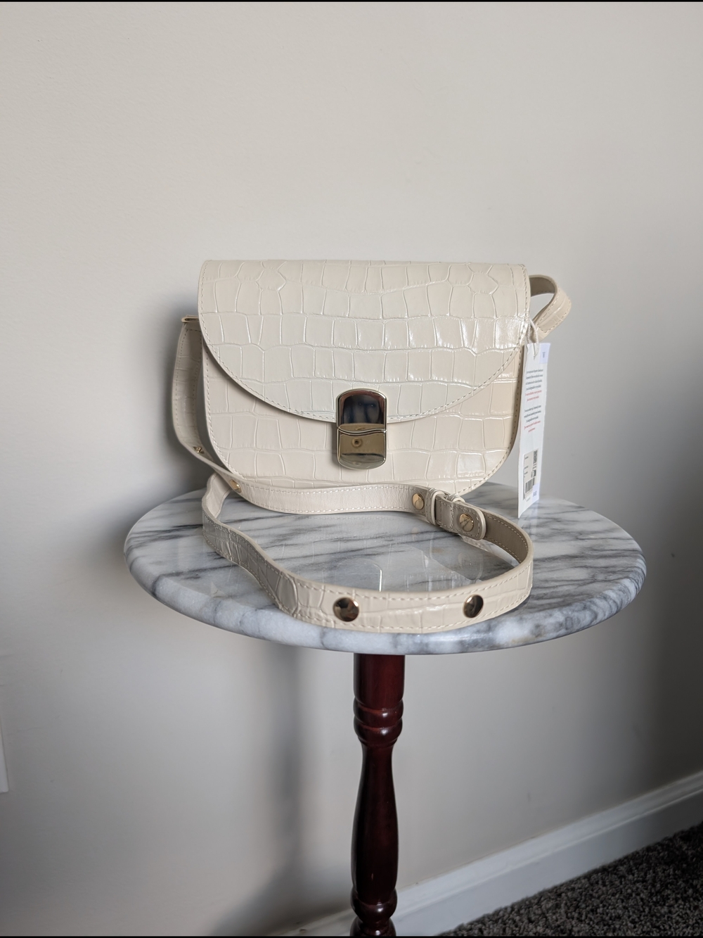 Cream Croc-Embossed Crossbody Bag - Elegant Everyday Style